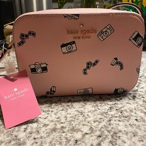 NWT Kate Spade “Oh Snap” camera bag